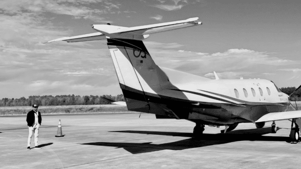Pilatus PC-12 Private Turboprop Jet Image